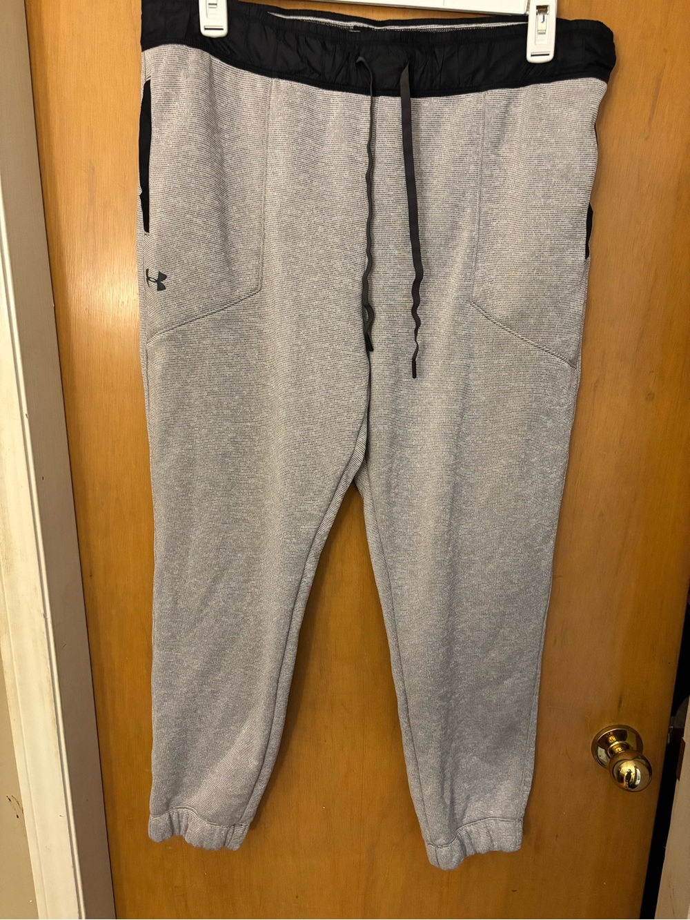 Under Armour Men’s Light Gray Jogger Sweatpants with Black Waistband
